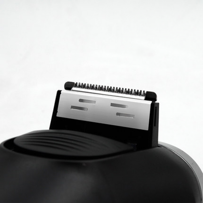 飞科 剃须刀 电动男士刮胡刀 全身水洗剃胡刀 充电式电须刀须刨 fs879